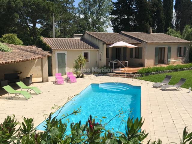 Villa 4 pièces 105 m2 Garage Piscine et Dépendance