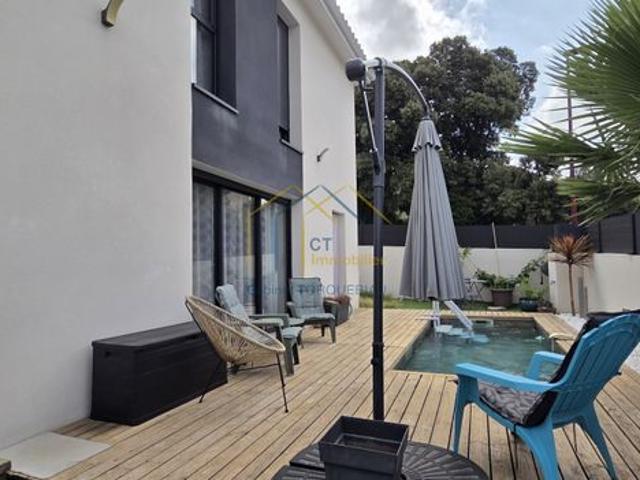 Villa 4 pièces 105 m²