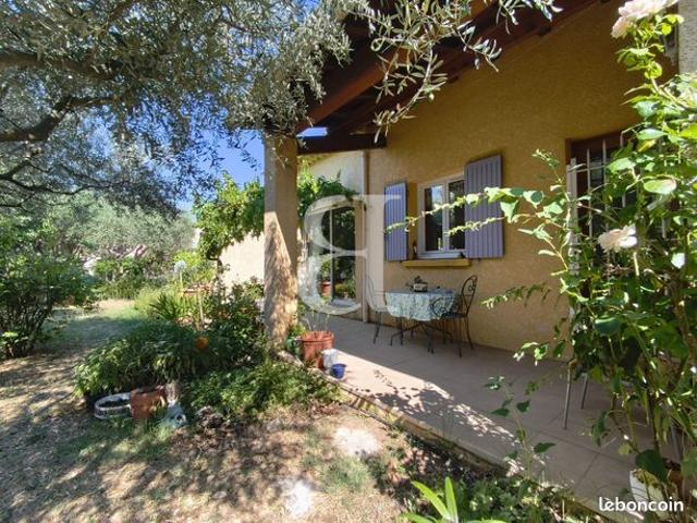 Villa 4 pièces 105 m²