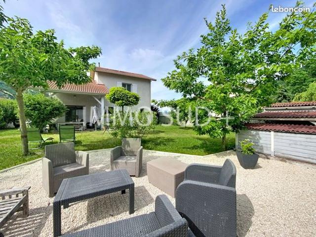 Villa 4 pièces 105 m²