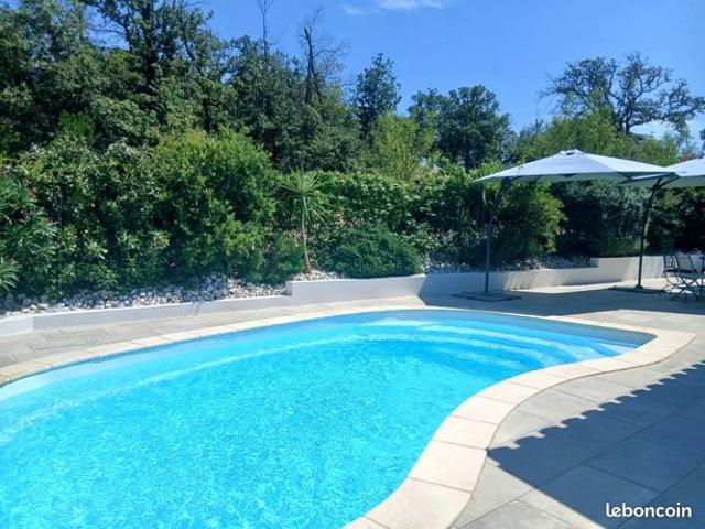 Villa 4 pièces 105 m²