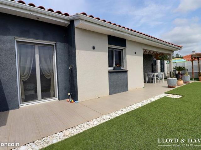 Villa 4 pièces 105 m²