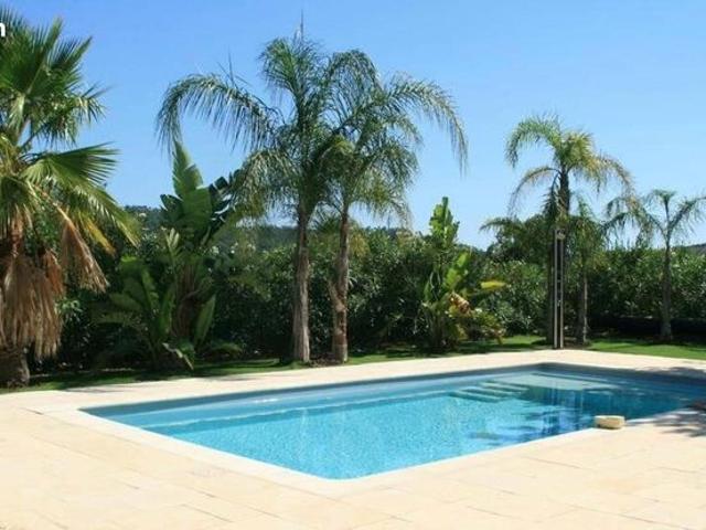 Villa 4 pièces 106 m²