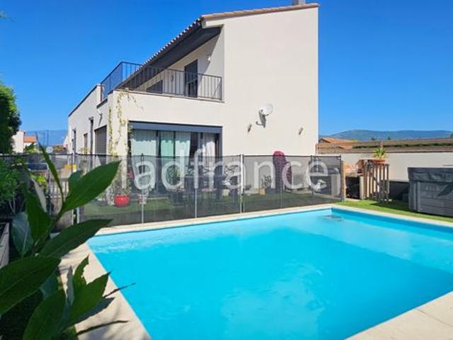 Villa 4 pièces 107 m²