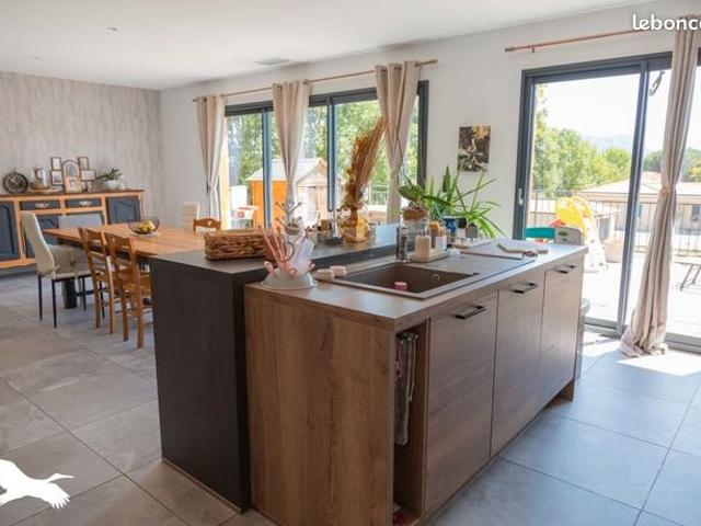 Villa 4 pièces 108 m²