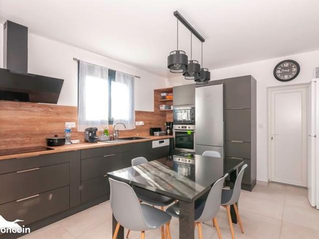 Villa 4 pièces 108 m²