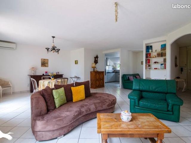 Villa 4 pièces 108 m²