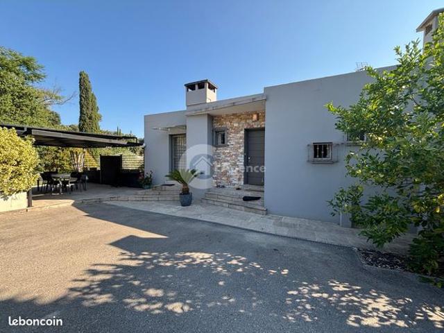 Villa 4 pièces 109 m²