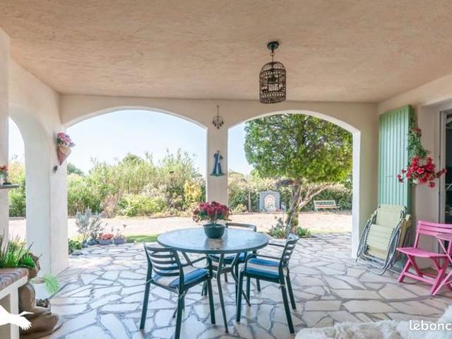 Villa 4 pièces 109 m²