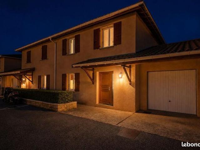 Villa 4 pièces 109 m²