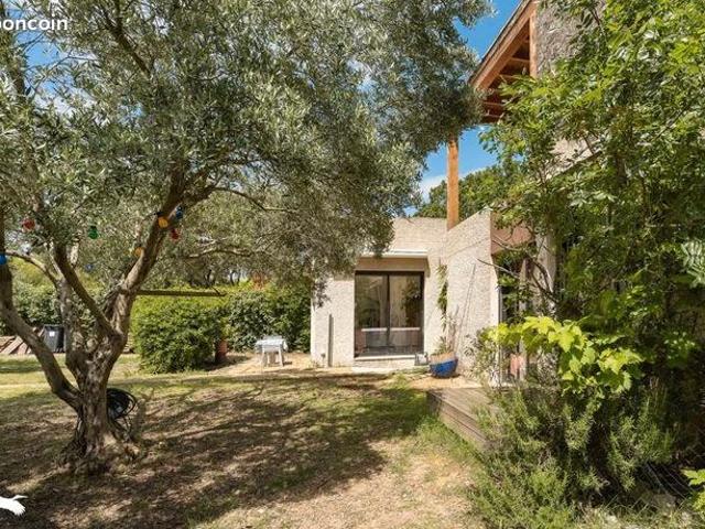 Villa 4 pièces 110 m²