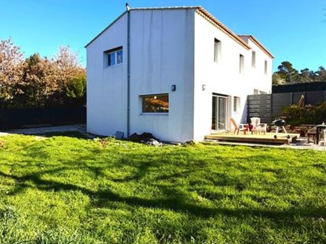 Villa 4 pièces 110 m²