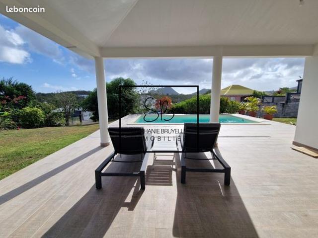 Villa 4 pièces 110 m²