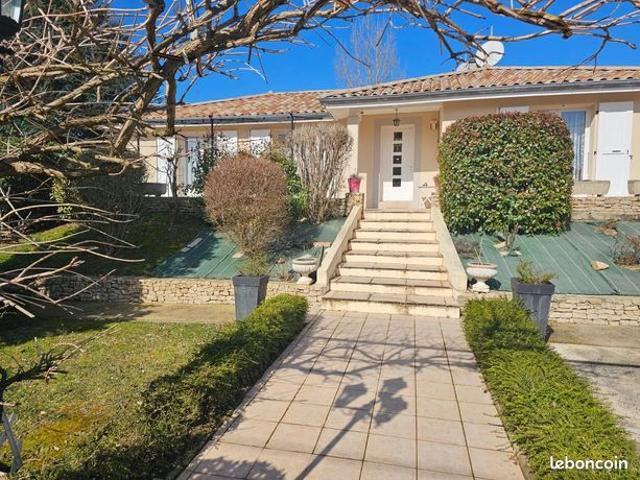 Villa 4 pièces 110 m²