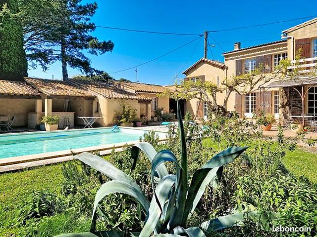 Villa 4 pièces 111 m²