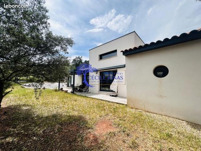 Villa 4 pièces 111 m²