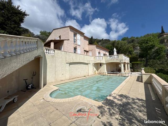 Villa 4 pièces 112 m²