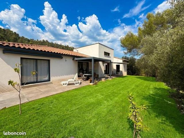 Villa 4 pièces 113 m²
