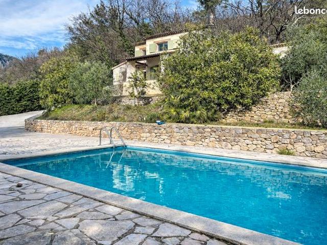 Villa 4 pièces 114 m²