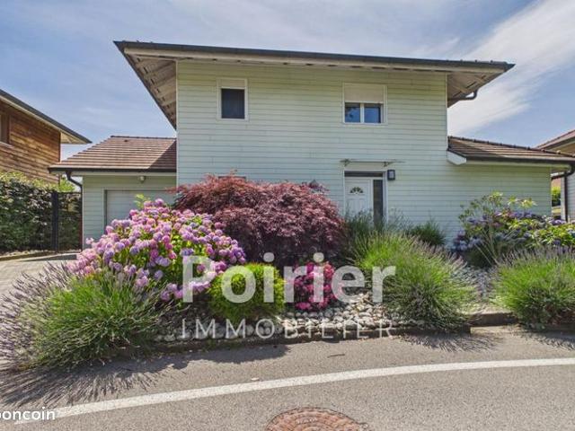Villa 4 pièces 114 m²