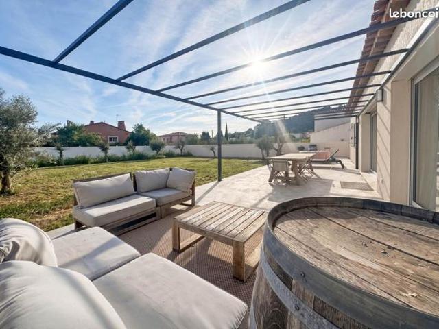 Villa 4 pièces 115 m²
