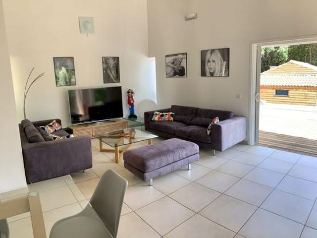 Villa 4 pièces 115 m²