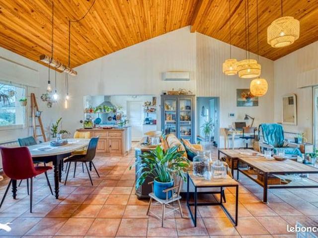 Villa 4 pièces 115 m²