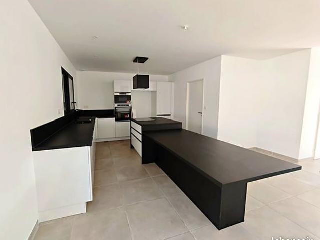 Villa 4 pièces 115 m²