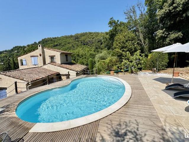 Villa 4 pièces 115 m²
