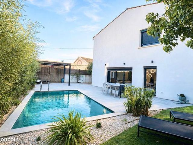 Villa 4 pièces 115 m²