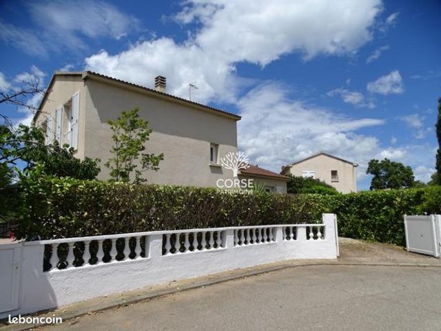 Villa 4 pièces 115 m²