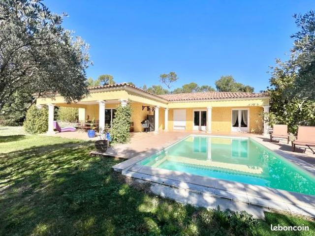 Villa 4 pièces 119 m²