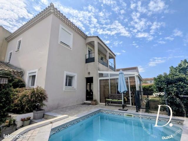 Villa 4 pièces 120 m²