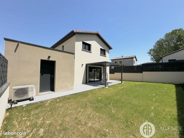Villa 4 pièces 120 m²