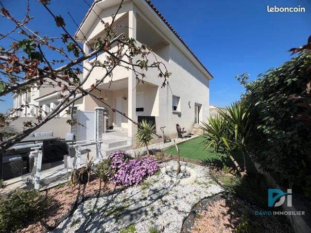Villa 4 pièces 120 m²