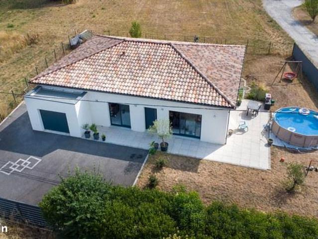 Villa 4 pièces 120 m²