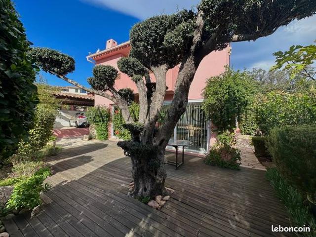 Villa 4 pièces 120 m²