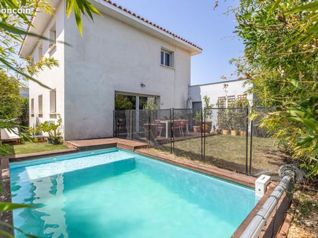 Villa 4 pièces 120 m²