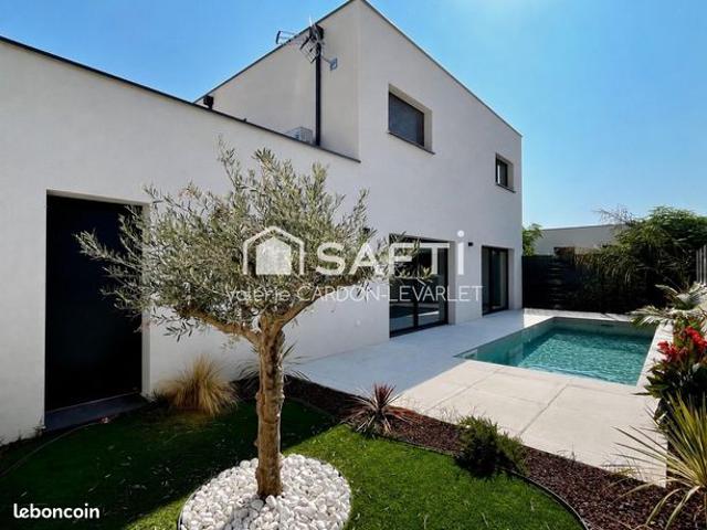 Villa 4 pièces 120 m²
