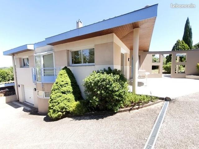 Villa 4 pièces 120 m²