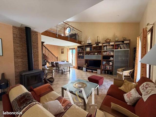 Villa 4 pièces 120 m²