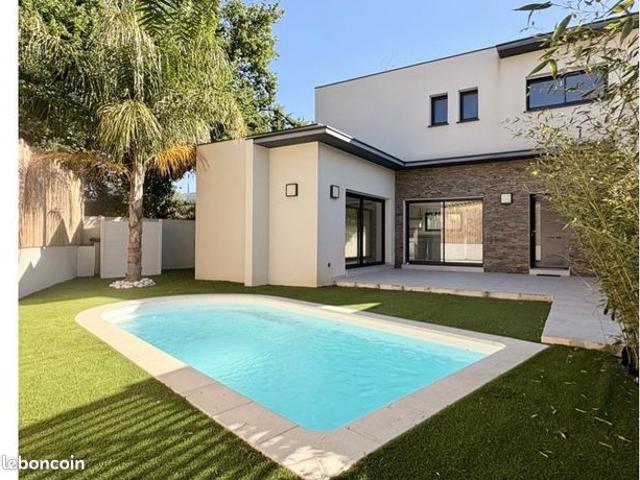 Villa 4 pièces 121 m²