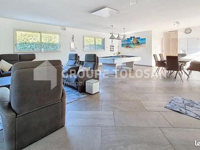 Villa 4 pièces 121 m²