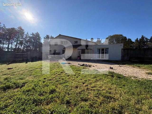 Villa 4 pièces 122 m²