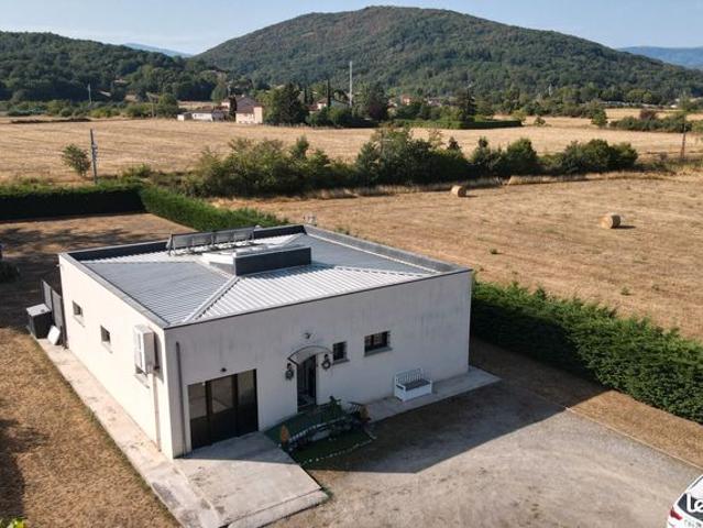Villa 4 pièces 122 m²