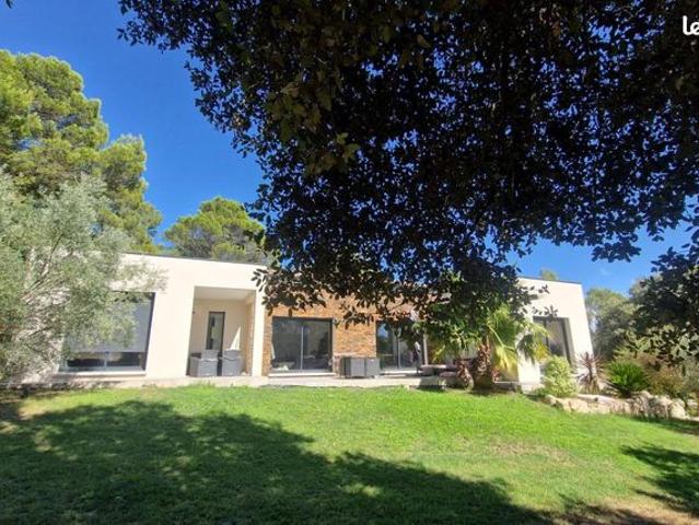 Villa 4 pièces 122 m²