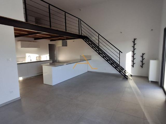Villa 4 pièces, 123m²en location à Valaurie1 415 € par mois