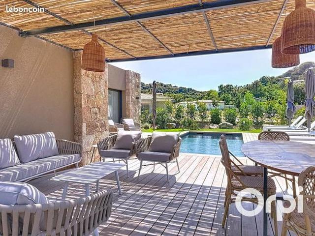 Villa 4 pièces 125 m²