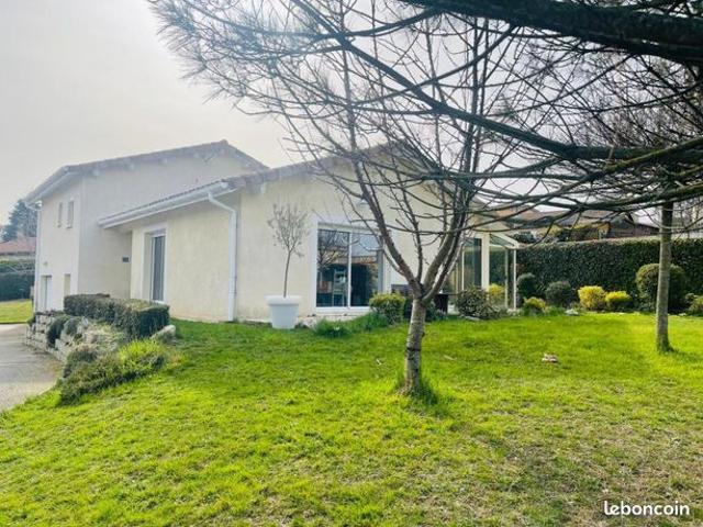 Villa 4 pièces 125 m²