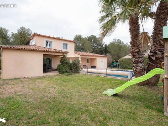 Villa 4 pièces 126 m²